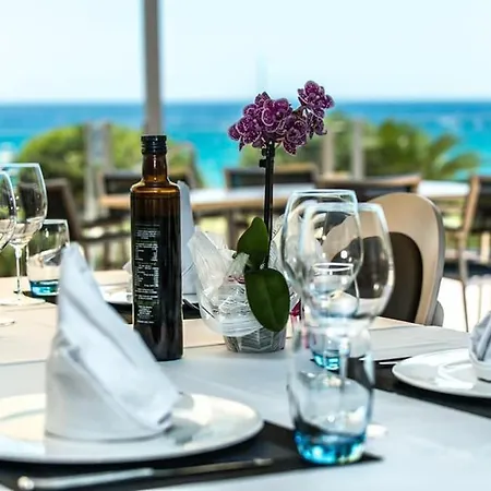 Off-grid Luxury With Tikibar By The Pool. *