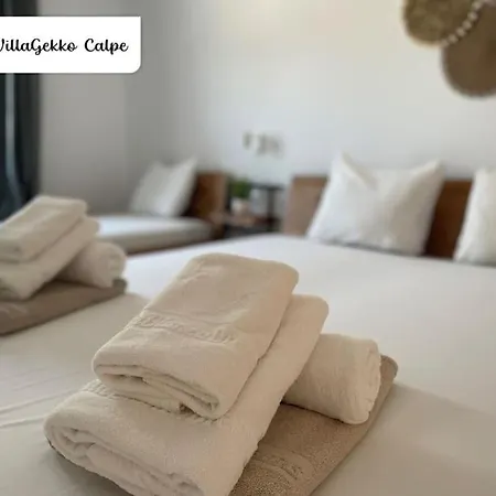 Off-grid Luxury With Tikibar By The Pool. Вілла Кальпе