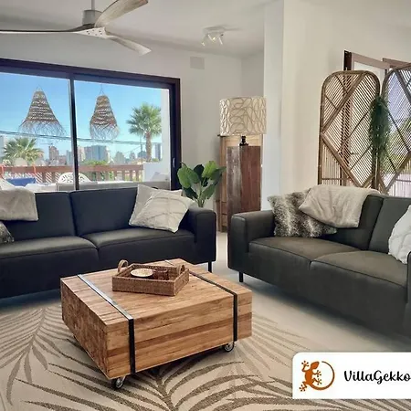 Vila Off-grid Luxury With Tikibar By The Pool. Calpe