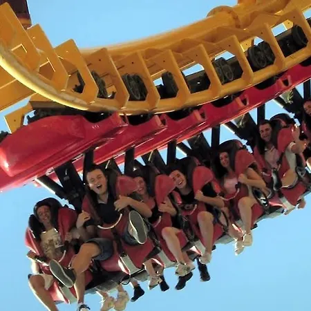 Off-grid Luxury With Tikibar By The Pool. Вілла *