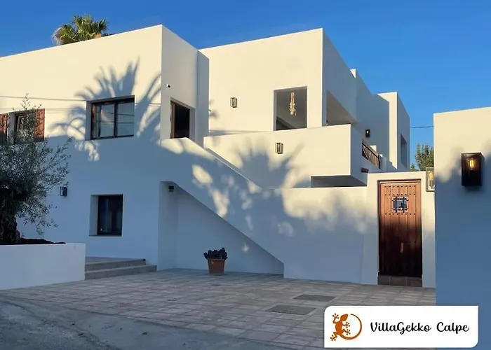 Villa Off-grid Luxury With Tikibar By The Pool. *