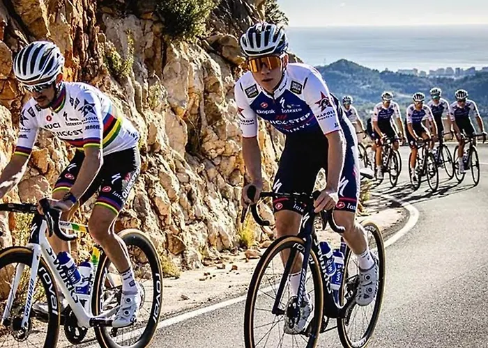 Off-grid Luxury With Tikibar By The Pool. *