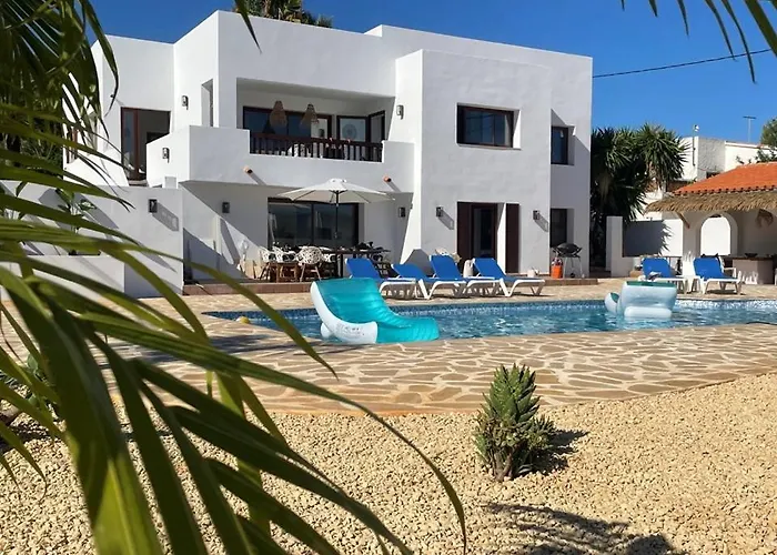 Villa Off-grid Luxury With Tikibar By The Pool. Calpe