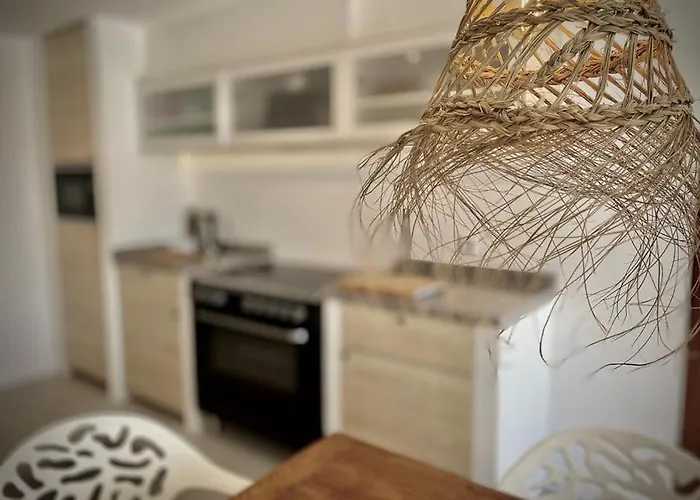 Villa Off-grid Luxury With Tikibar By The Pool.