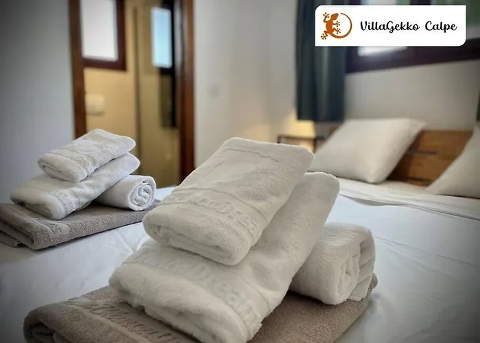 Off-grid Luxury With Tikibar By The Pool. Calpe