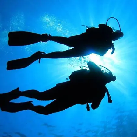 Вилла Off-grid Luxury With Tikibar By The Pool.