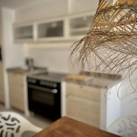 Вилла Off-grid Luxury With Tikibar By The Pool.