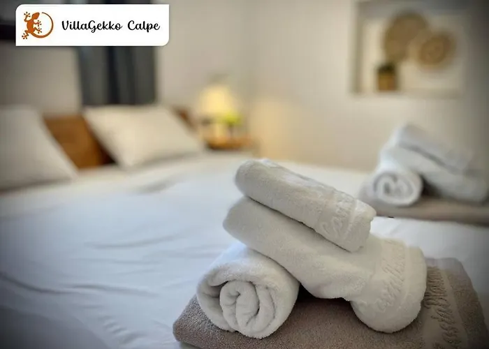 别墅 Off-grid Luxury With Tikibar By The Pool. *